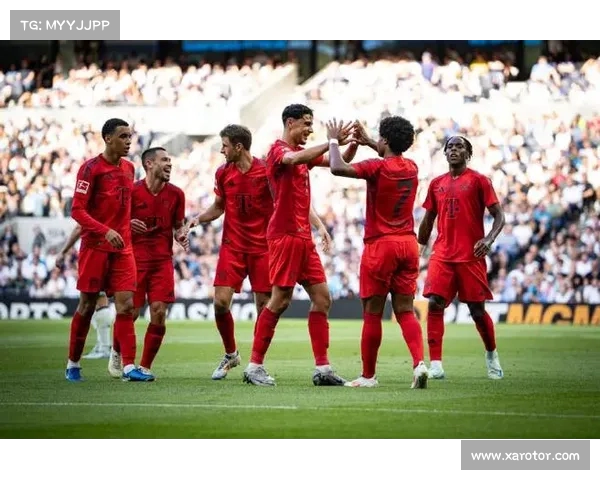 拜仁进攻组合默契,完美发挥 拜仁进攻组合默契,完美发挥