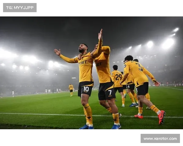 曼联首战逆袭,打破连败阴霾 曼联首战逆袭,打破连败阴霾