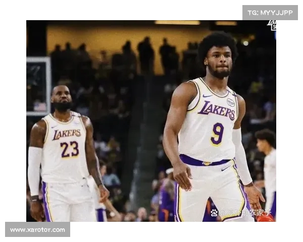 詹姆斯：除了布朗尼，克内克特是我最喜欢的大学球员！(詹姆斯·克雷格)