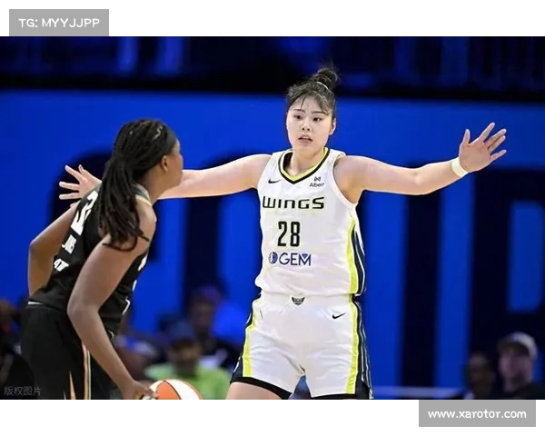 连续两场首发后李月汝回到替补位置 塔尔伯特代替登场对阵水星(李月汝选秀) 连续两场首发后李月汝回到替补位置 塔尔伯特代替登场对阵水星(李月汝选秀)