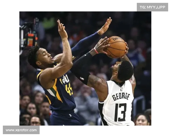 WWE首席内容官Triple H赞布伦森:今晚的爆点全靠你 WWE首席内容官Triple H赞布伦森:今晚的爆点全靠你